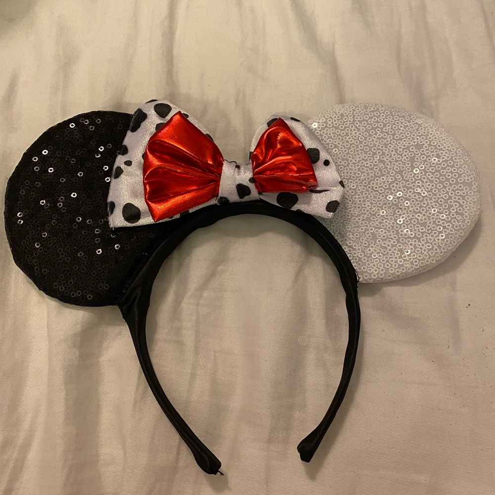 Cruella de Ville ears